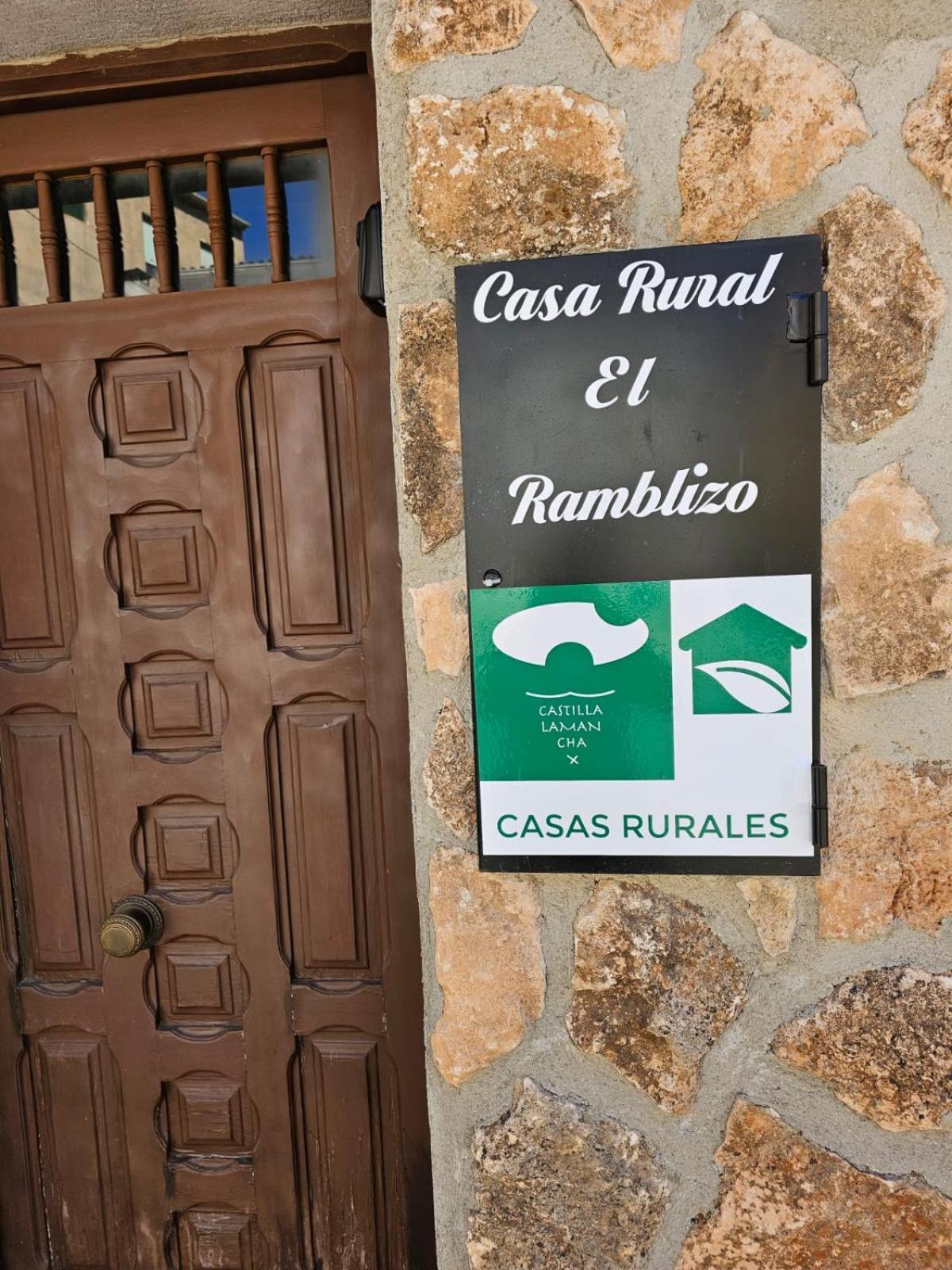 Casa Rural Ramblizo Elche de la Sierra Esterno foto